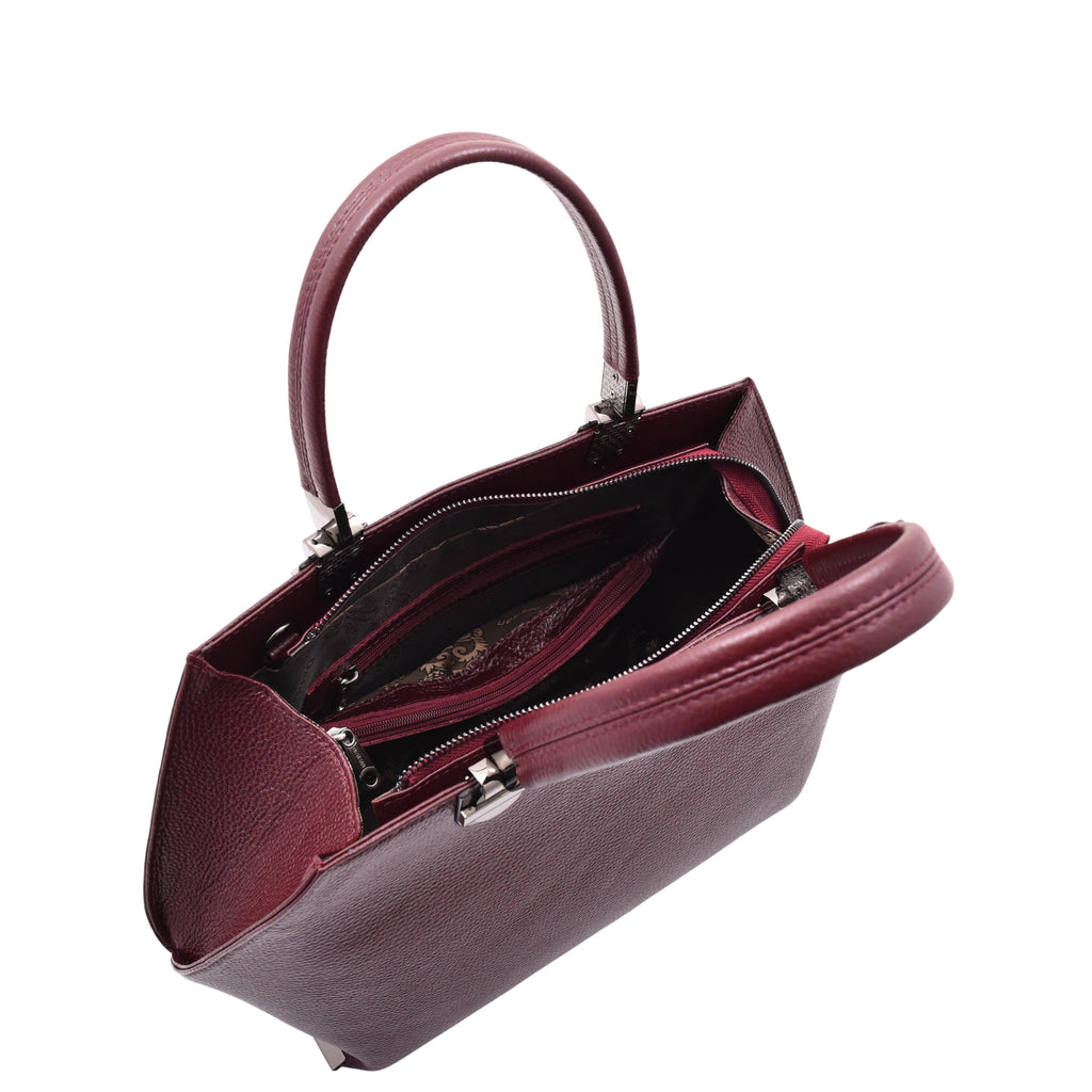 DR585 Women's Large Shoulder Bag With Classic Zip Opening Burgundy 4