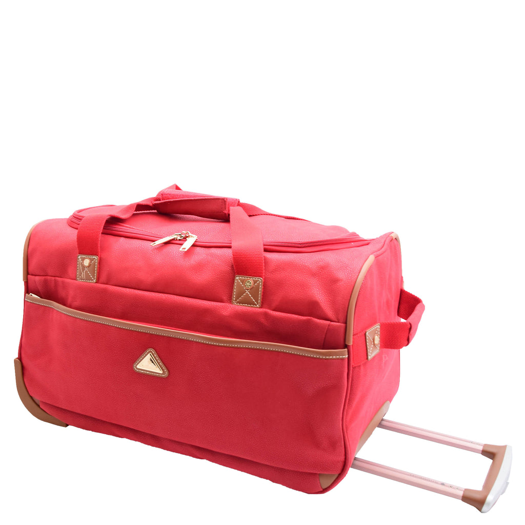 DR484 Faux Leather Mid Size Wheeled Holdall Red 3