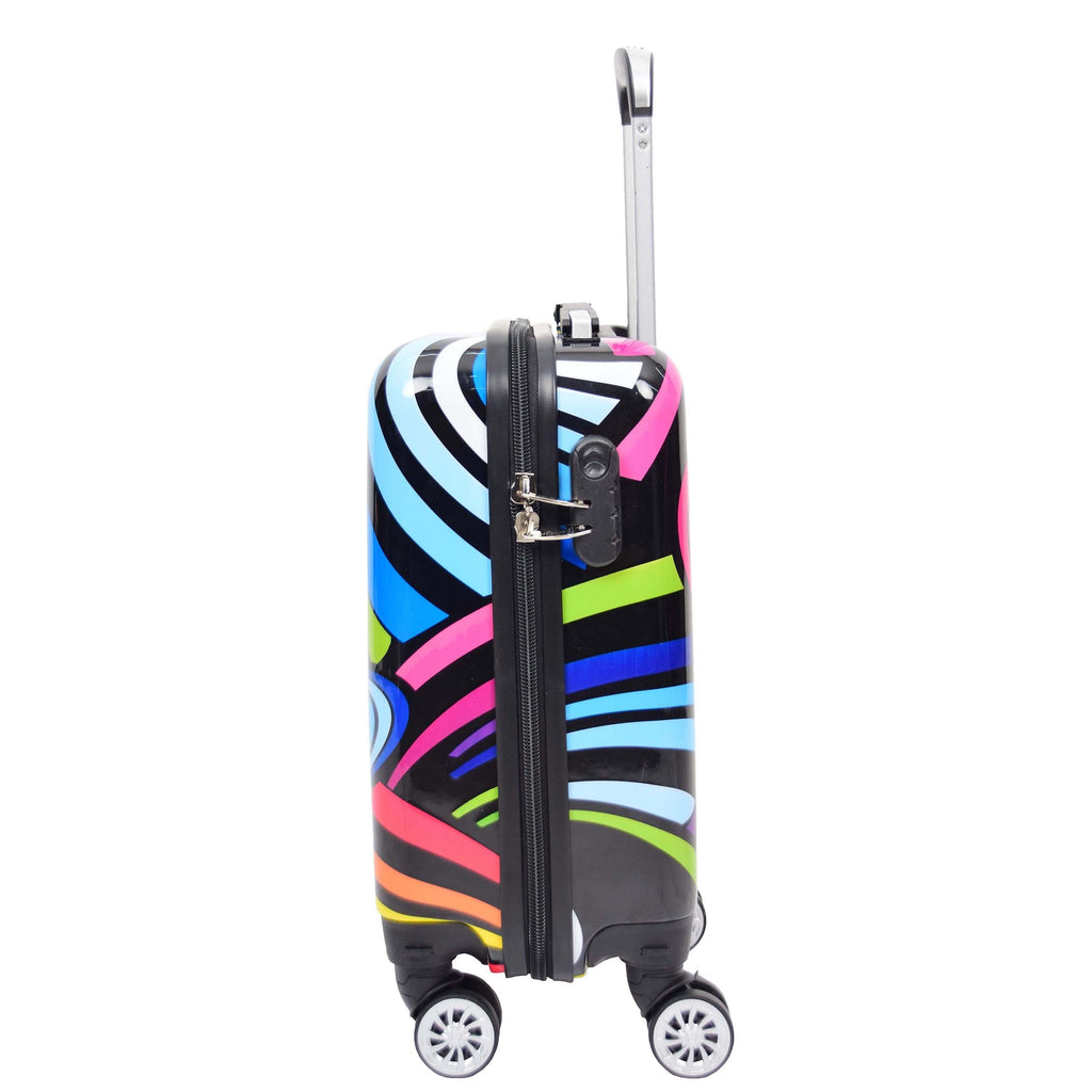 DR622 Lightweight Four Wheeled Luggage With Multi-Hearts Print 20
